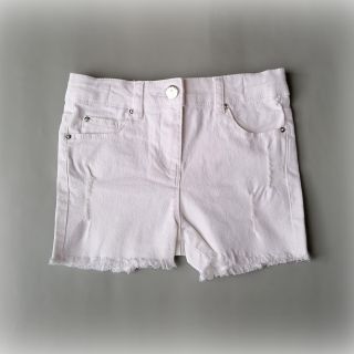 Дънкови къси панталонки в бяло с кръпки  GMAT1180