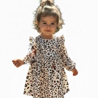 Рокля на черни цветчета GMAT1248