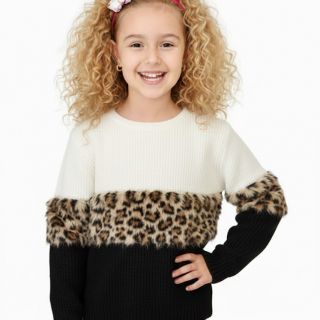 Пуловер с леопардова шарка GGE5041